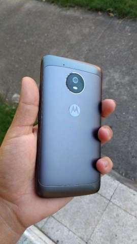 Moto G5 Flamante Moto G5 Flamante