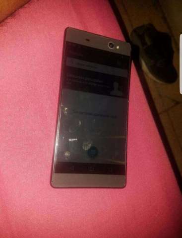 Vendo Sony Xa Ultra con Un Detalle Pero Vendo Sony Xa Ultra con Un Detalle Pero