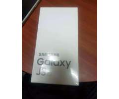 Celular Samsung J3 Color Blanco