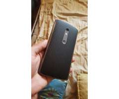 Motorola X Play