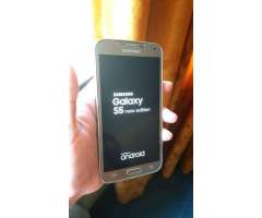 Samsung Galaxy s5 Grande New edition Dorado con los accesorios