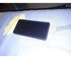 Sony Xperia E5 Como iPod Moska Gente