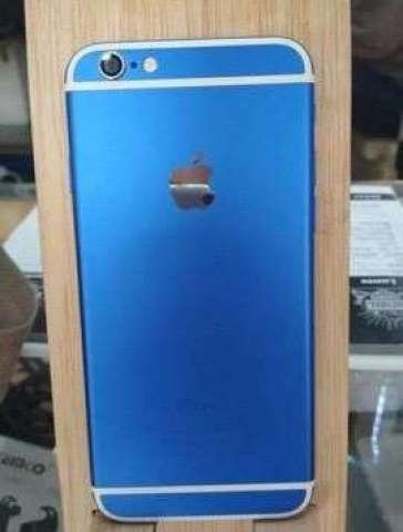Vendo iPhone 6 Azul Como Nuevo Vendo iPhone 6 Azul Como Nuevo