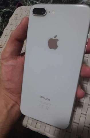 iPhone 8 Plus 64Gb Homologado 690 iPhone 8 Plus 64Gb Homologado 690