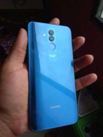 Vendo Huawei Mate 20 Lite Vendo Huawei Mate 20 Lite