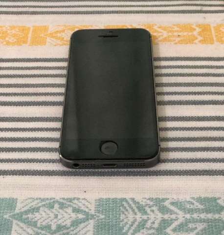 Vendo Iphone 5s de 16GB usado Vendo Iphone 5s de 16GB usado