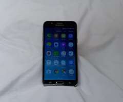 Samsung Galaxy J7 Normal 4g Lte Dúos