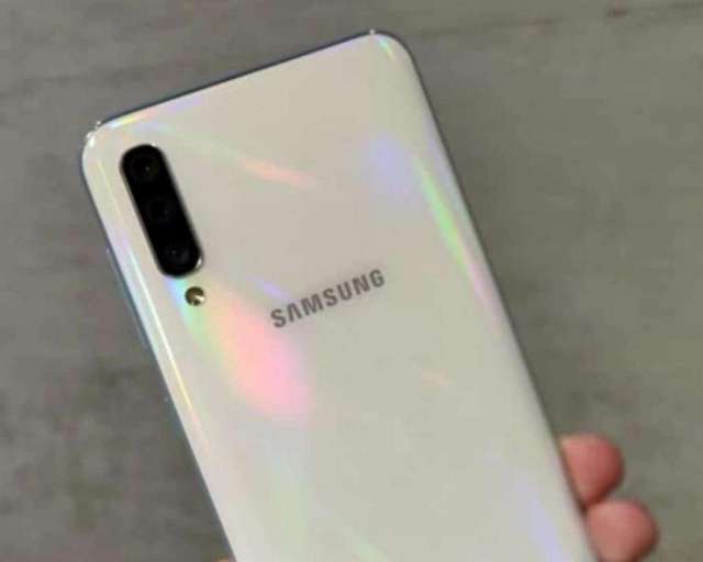 Samsung A50 Blanco 64gb Flamante Samsung A50 Blanco 64gb Flamante